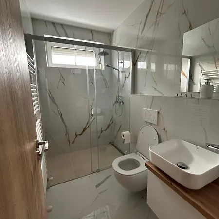 Odysea Apartment