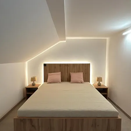 Odysea Apartment *